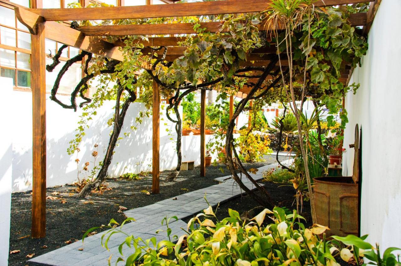 Casa Rural Villa Lola Y Juan Haria Ngoại thất bức ảnh
